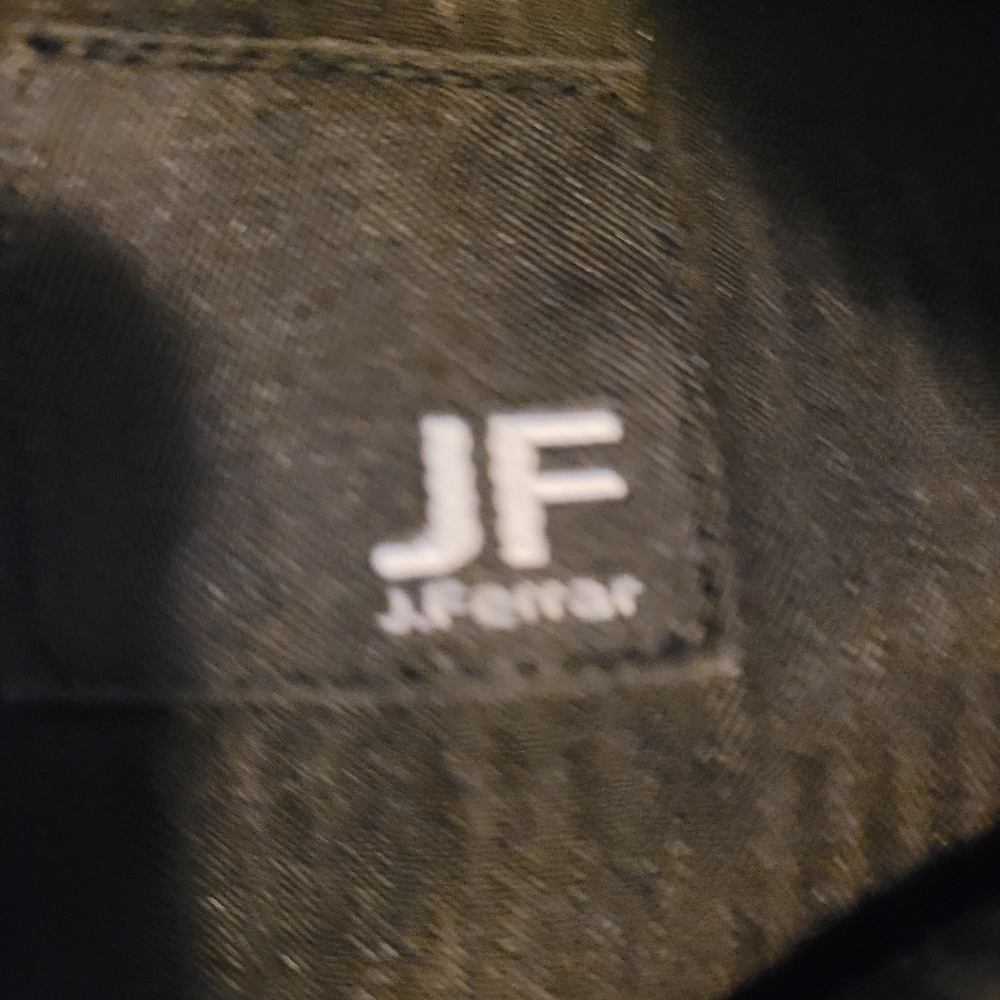 Mens suit - Picture 12 of 12